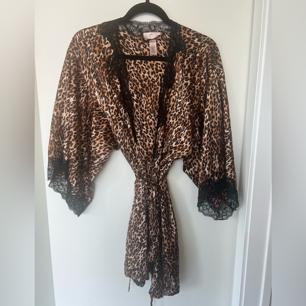 La Senza leopard robe